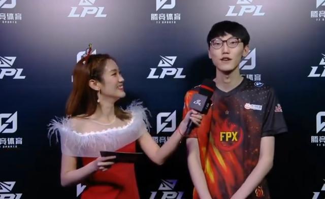 巴萨不仅给 巴萨不仅给